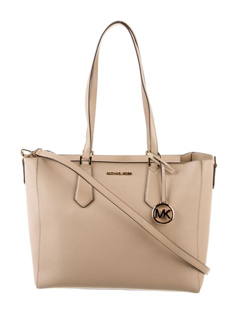 MICHAEL Michael Kors Kimberly Large Tote .